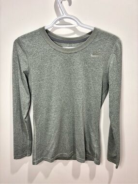 Nike Dri-FIT Grey Long Sleeve Athletic Top XS